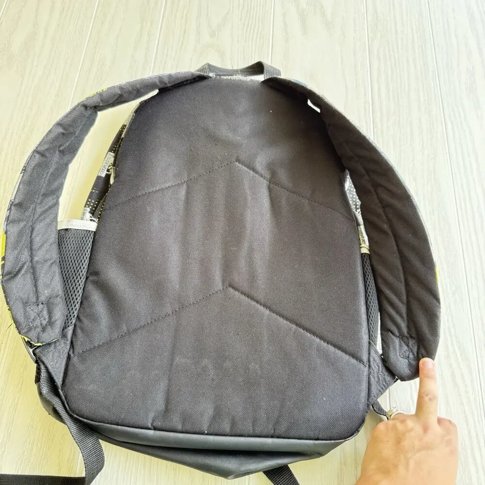 Jurassic World Boys Black Laptop Sleeve Backpack School Bag – Preowned